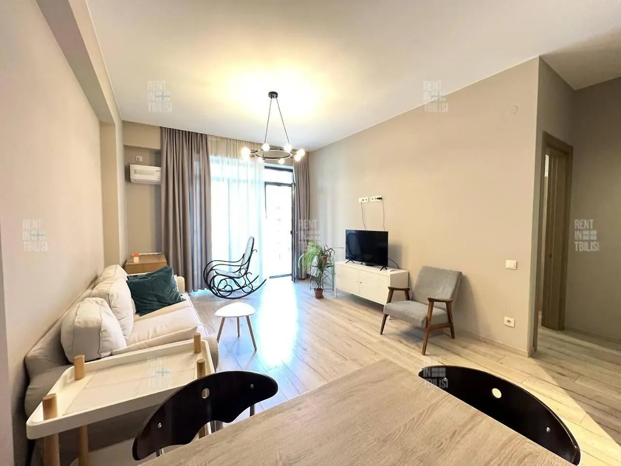 Cozy Apartment In Central Park M2 Tbilisi Geórgia